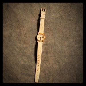 Vintage White & Gold Watch - Fossil